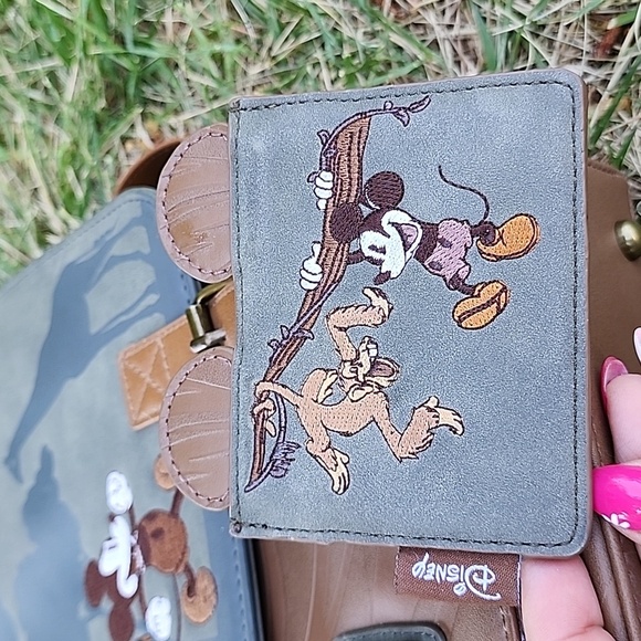 Rare Disney Loungefly Safari Backpack - Picture 13 of 17